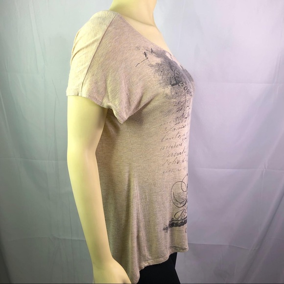 🍪Kali Reve Womens Medium Shirt Top Paris Print🍪 - Picture 2 of 4